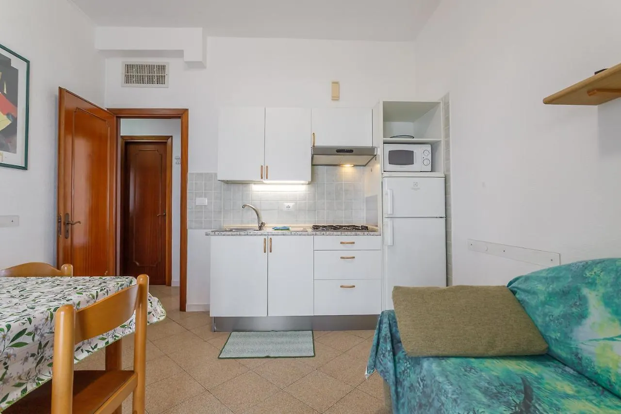 פייטרה ליגורה Residence Villa Alda 2*, פייטרה ליגורה