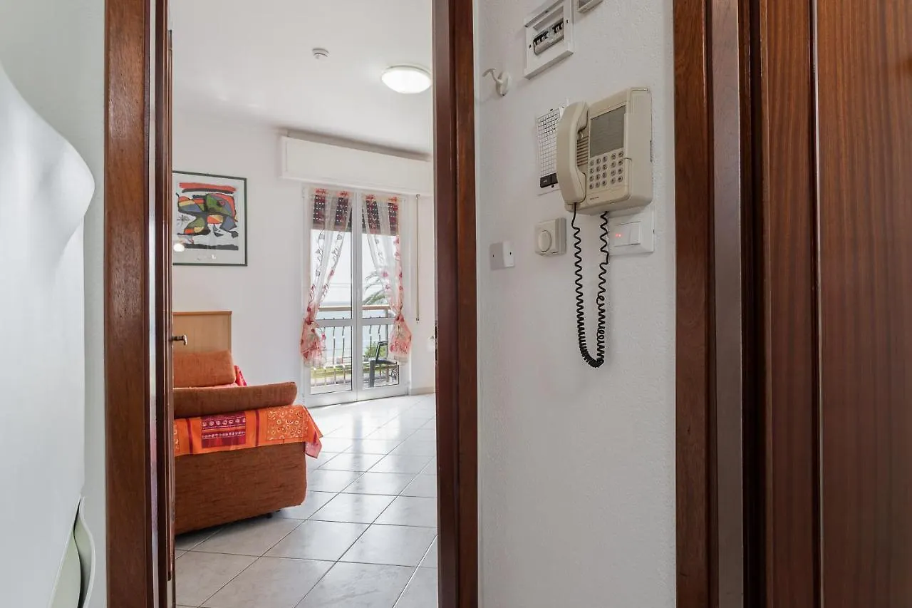 פייטרה ליגורה Residence Villa Alda מלון דירות פייטרה ליגורה